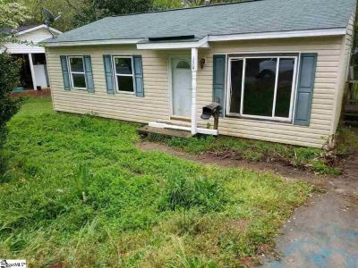 New Listing!!  130 Russell Street Greenwood SC 29646