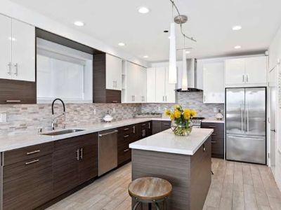 Private room with own bathroom in a House with 2 roomies, Laguna Beach, CA 92651