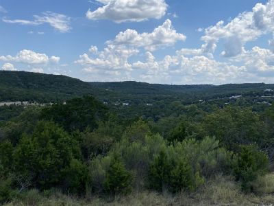 Land - Single Lot For Sale in Jonestown, TX