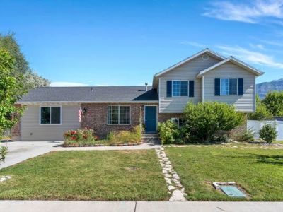 5 Bedroom 4BA 2200 ft Single Family Home For Sale in PLEASANT GROVE, UT