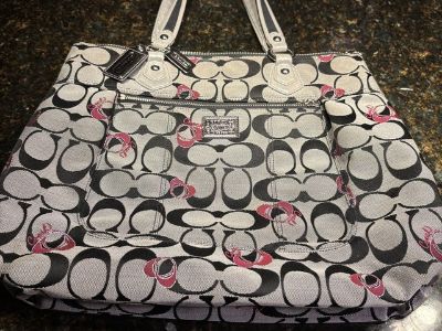 COACH Poppy Signature Hearts Glam Grey/ Black Canvas Large Tote Bag.