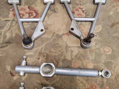 79-93 UPR front tubular a arms