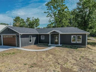 3 Bedroom 2BA 1455 ft Single Family Home For Sale in ELDON, MO