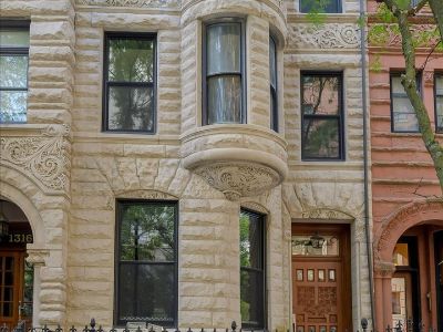 5 Bedroom 5BA 7500 ft Furnished House For Rent in Chicago, IL