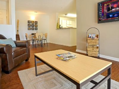 Apartment for rent, 4 bed/4 bath