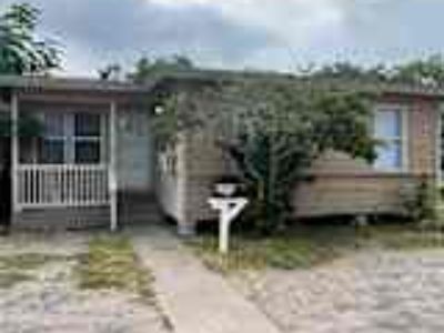 3 Bedroom 2BA 1306 ft² House For Rent in Corpus Christi, TX 4929 Weber Rd