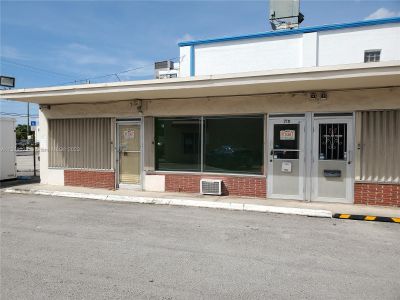 Commercial Property For Rent in Dania Beach, FL
