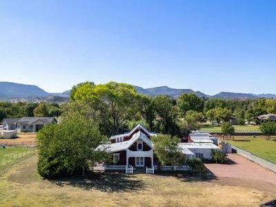 WOW! Gorgeous Camp Verde Property Selling at LIVE AUCTION!