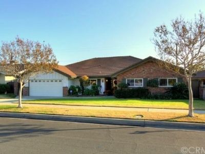 Beautiful 4bd 3ba just completed Remodeled Home!