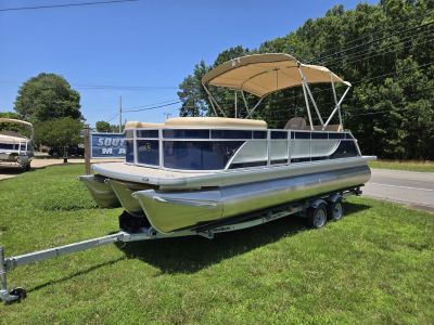 Godfrey Pontoons Xperience 2286 SFLX Sport Tube 27 in Package 2025