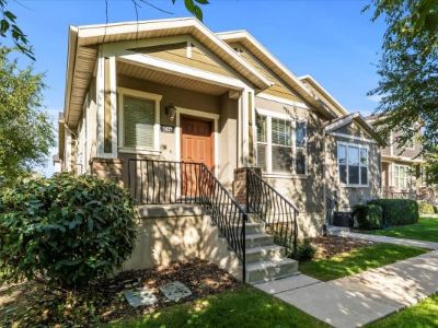 1 Bedroom 2BA 2182 ft Townhouse For Sale in WOODS CROSS, UT