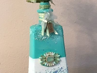 Unique liquar and wine botle crafts & floral design, great wedding/shower ideas, great gifts
