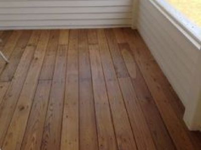 PREPARE THE SURFACE WELL BEFORE STAINING