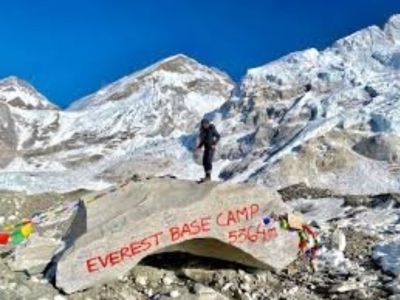 Here's a simple packing list for the Everest Base Camp (EBC) trek: