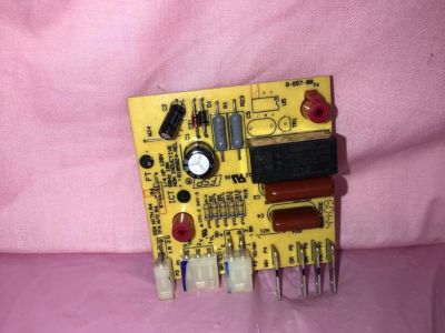 Whirlpool Fridge Defrost Control Board  New  Part Number :W10366604