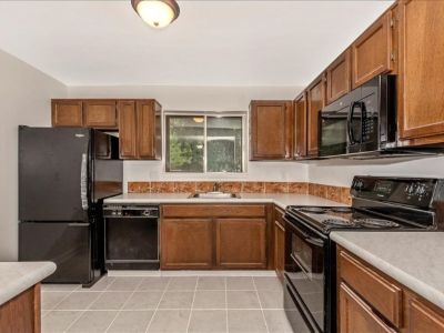 Townhouse For Rent in Montgomery Village MD