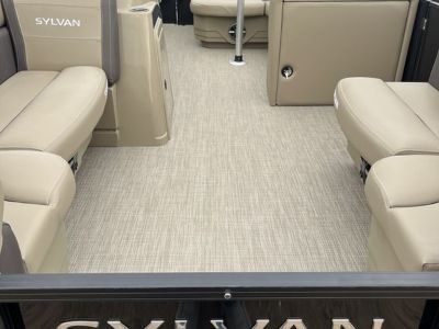 Sylvan 8520 Cruise 2024