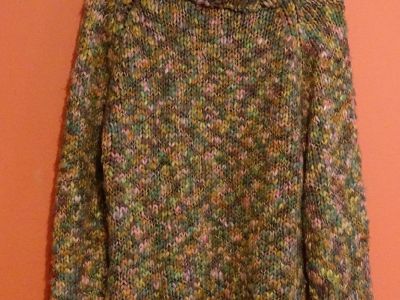 Women's Roll Neck Sweater in Excellent Condition