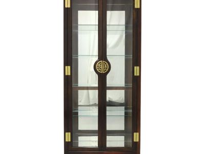 1980s Vintage American of Martinsville Mahogany Asian Chinoiserie Curio Display Cabinet