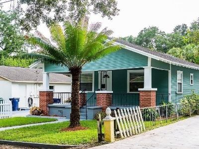 NEWLY UPDATED BUNGALOW IN TAMPA, FL