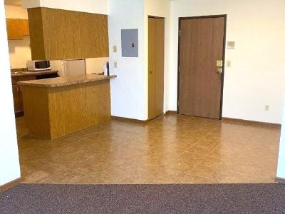 Furnished Room for Rent - Spacious 4Bed 2Bath Apartment