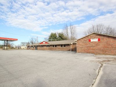 2120 Woodbury Hwy, Manchester TN