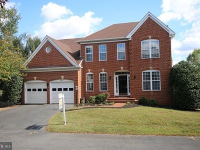 Dakota Lakes Dr, Herndon, Home For Sale