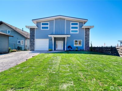 2 Bedroom 2BA 2753 ft Single Family House For Sale in Point Roberts, WA