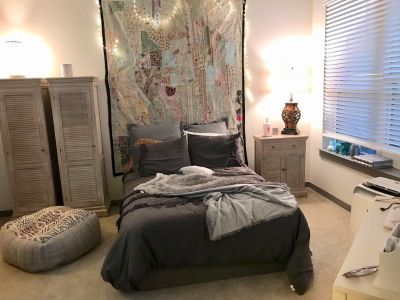 One Bedroom Apt/ Super Nice/ Large/ Balcony/ Downtown