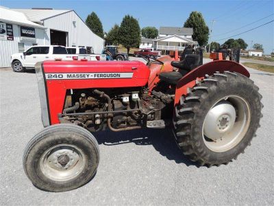 1987 MASSEY FERGUSON 240