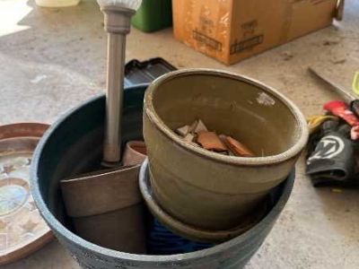 Plant pots