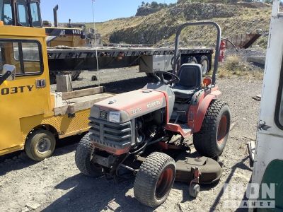 1997 Kubota B2400HD 4WD Tractor (Inoperable)