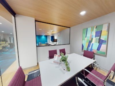 Private Meeting Room for 6 at Apt CoWork at Sugarmont