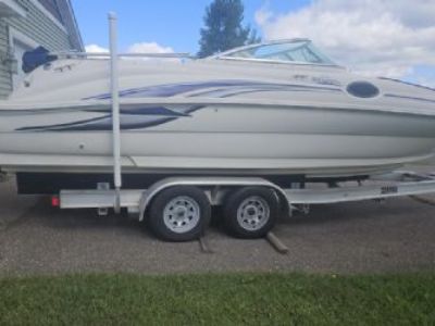 2000 SEA Ray Sundeck 240