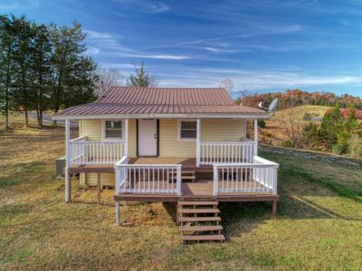 2 Bedroom 1BA 998 ft Single Family Home For Sale in Bulls Gap, TN