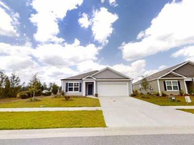 3 Bedroom 2BA 1618 ft Pet-Friendly Apartment For Rent in Savannah, GA