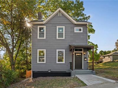 3 Bedroom 3BA Single Family Home For Sale in PITTSBURGH, PA