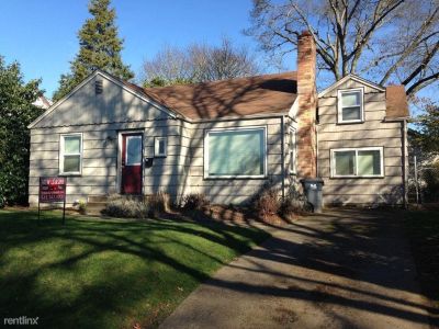 Cozy Room in House with a Big Yard and Nice People