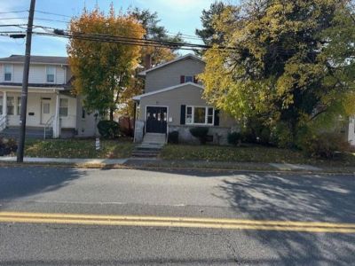 3 Bedroom 2BA House For Rent in Camp Hill, PA
