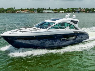 2018 Cruisers Yachts CANTIUS 54