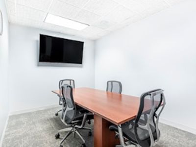 Private Meeting Room for 6 at Regus