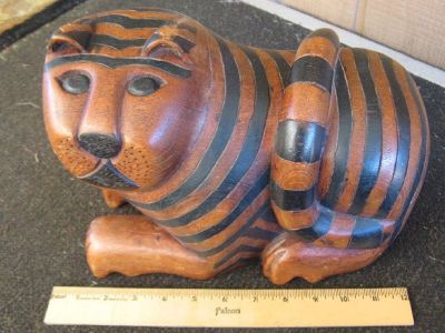 *~~~ Striped Cat ~ Unique Hand Carved Solid Wood ~ Vintage ~~~*