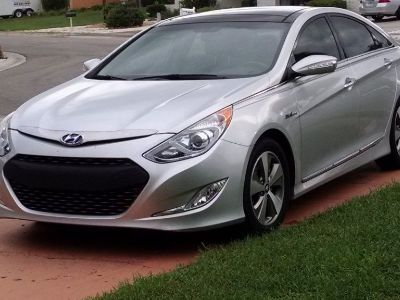 Hyundai Sonata Hybrid with Zero Deductible Extended Warranty