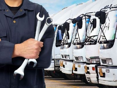 Roadside breakdown assistance Service and Truck Repair in Mississauga
