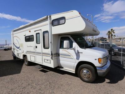 1999 Coachmen Leprechaun 265RB LOW MILES