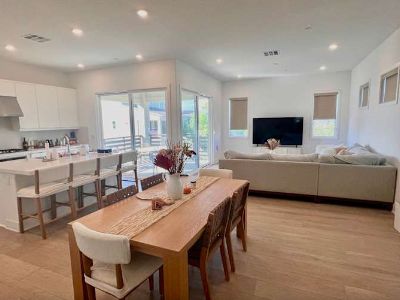 Private room with own bathroom in a House, Irvine, CA 92618