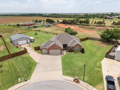 4 Bedroom 2BA 1875 ft Single Family House For Sale in Piedmont, OK