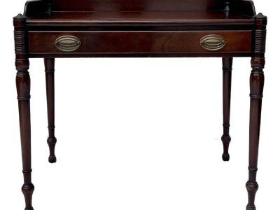 Early 20th Century Vintage Heritage Henredon Mahogany Writing/Side Table With Drawer