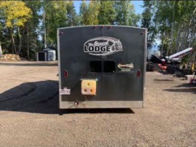 2008 Grand Lodge ice shack