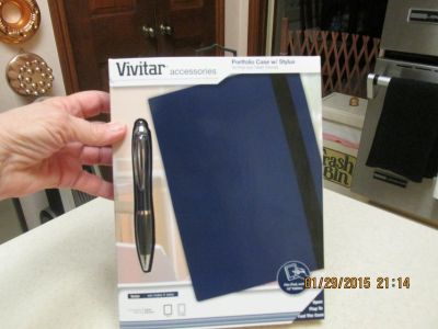 Vivitar NIB iPAD Or Tablet Cover & 2-in-1 Pen-Stylus